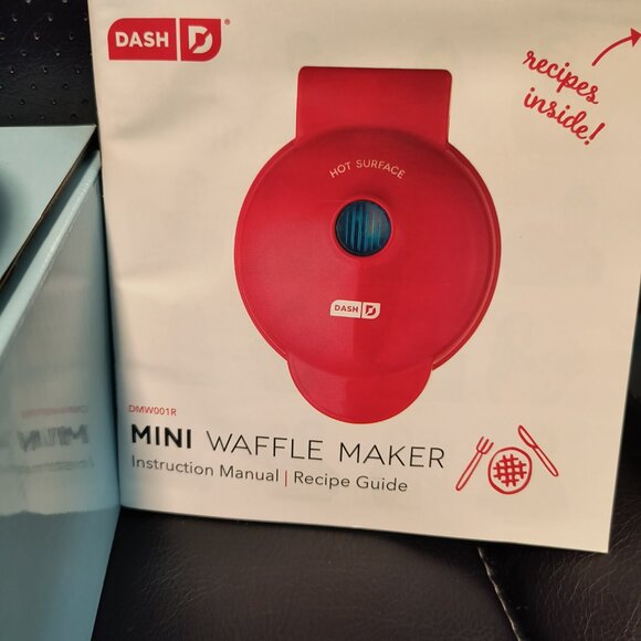 Brand New DASH Mini Waffle Maker - Picture 3 of 3